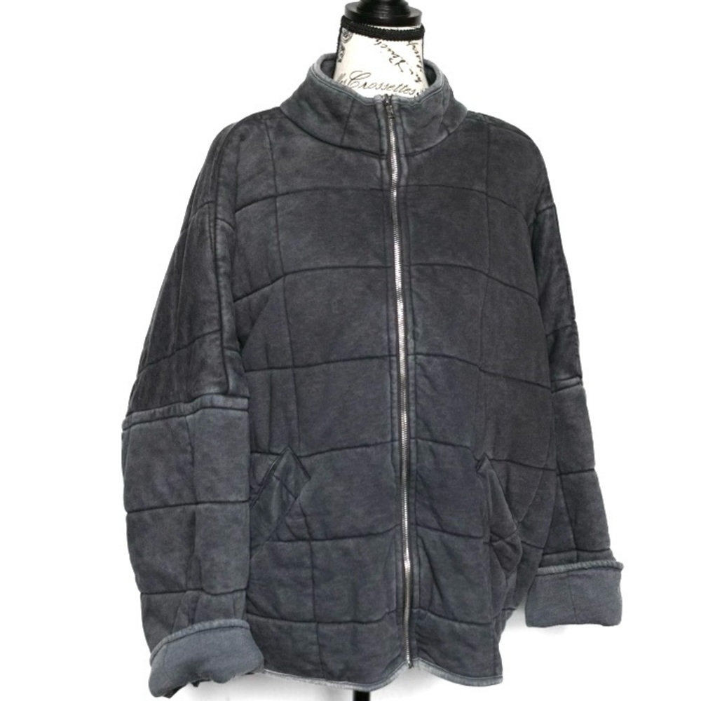 Forever 21 Grey Dark Acid wash quilted zip-up jacket size Small